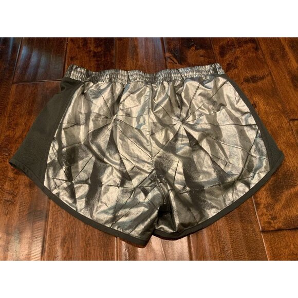 Under Armour Green & Silver Metallic Athletic Running Shorts, Size Medium - Picture 5 of 7